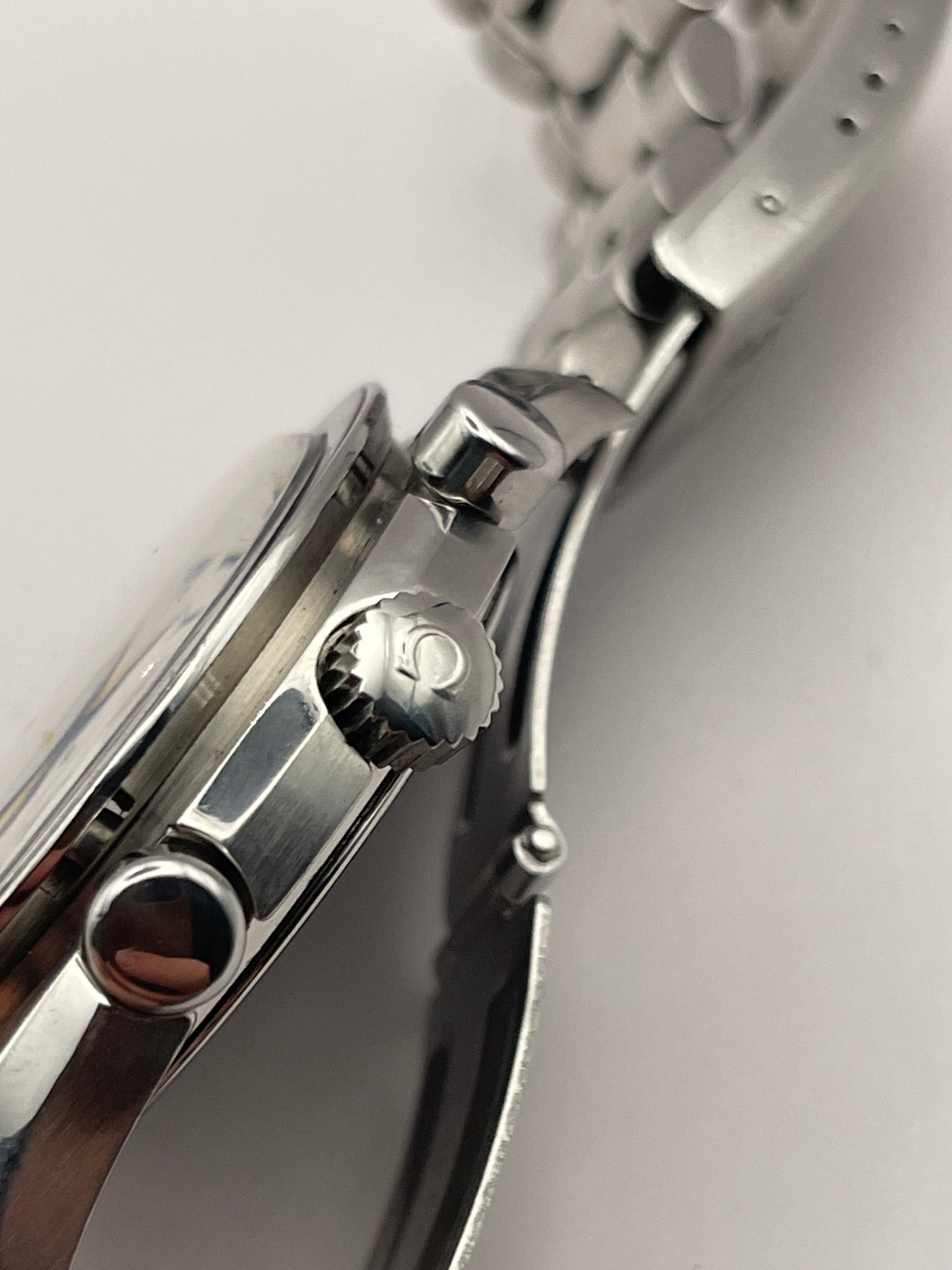 Omega speedmaster reduced