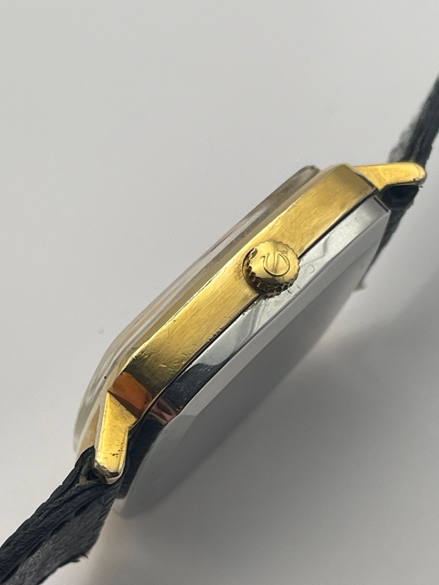 Omega Genève